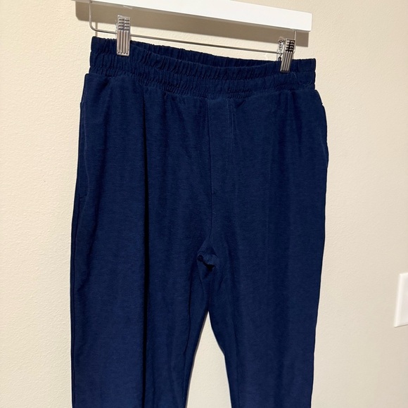Beyond Yoga Spacedye Take it Easy Men’s Pants Navy Sz Small EUC Slim Fit Active - Picture 2 of 16